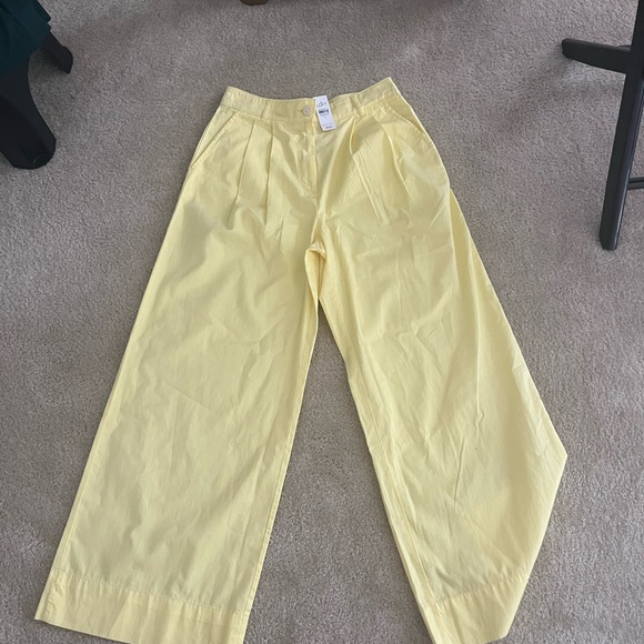 NWT Loft Wide Leg Pants in “Lemon Squeeze” color - Picture 4 of 5